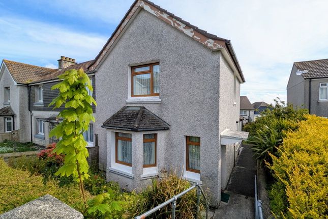 3 bed property, in Newlyn, £170,000