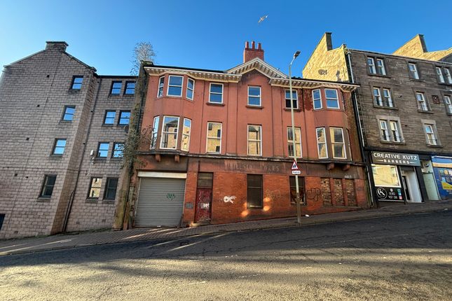 Studio, in 114 Hilltown, £68,000