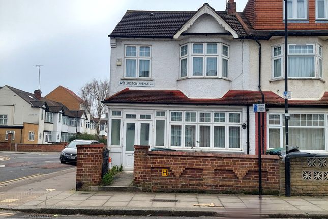 4 bed property, in Wellington Avenue, £1,250,000