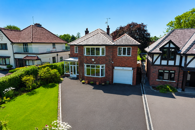 5 bed property, in Church Avenue, £795,000