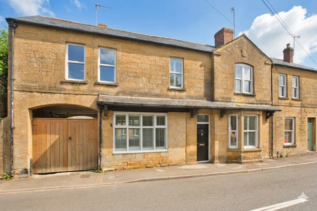 5 bed property, in Water Street, £900,000