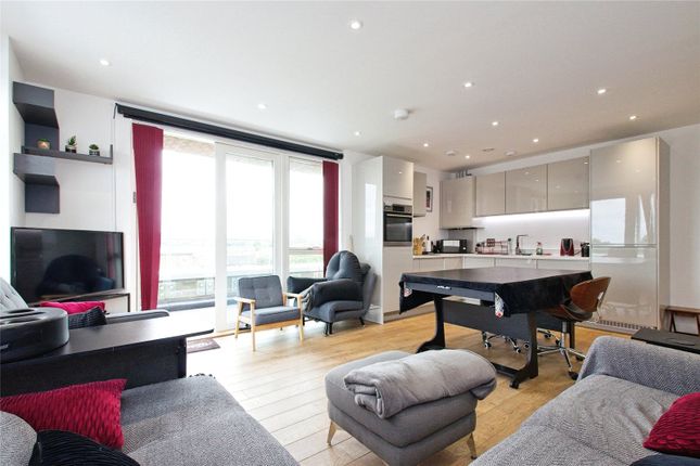 1 bed property, in Artillery Place, £325,000