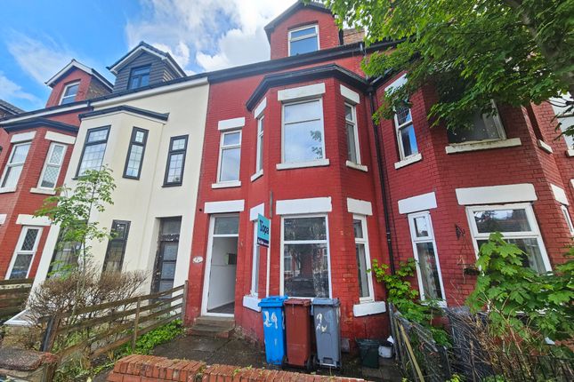 4 bed property, in Hector Road, £300,000
