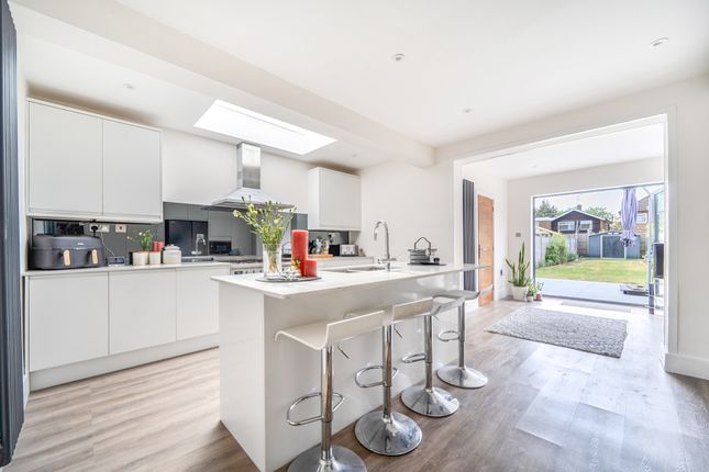 3 bed property, in Canning Road, £580,000