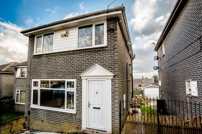 3 bed property, in Richmond Avenue, £219,995