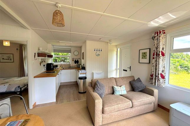 2 bed property, in The Woodlands, £59,950