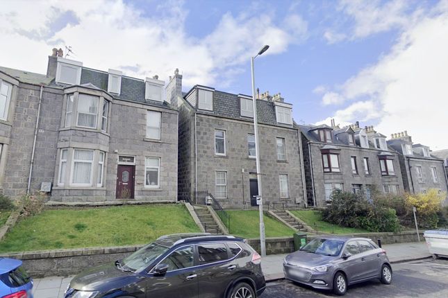1 bed property, in 138, £34,000