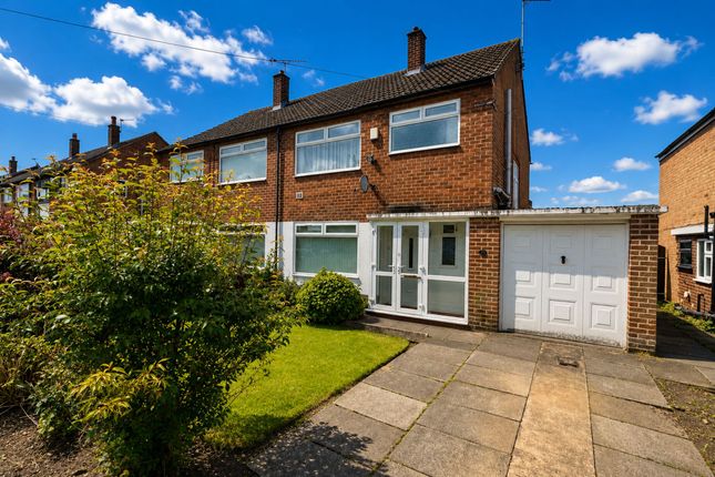 3 bed property, in Elmsleigh Road, £335,000