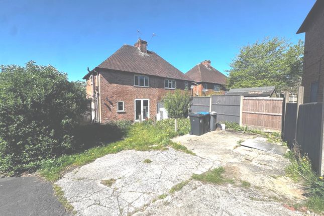 3 bed property, in Bakewell Road, £140,000