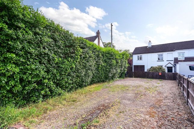 3 bed property, in Mytchett Road, £425,000