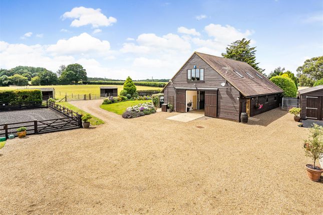 2 bed property, in Stalisfield Green, £875,000