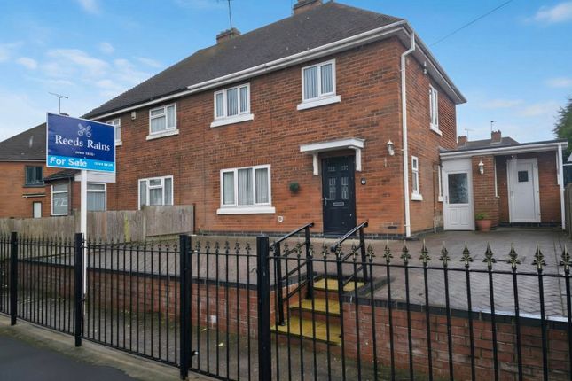 3 bed property, in Chestnut Road, £230,000