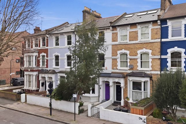 4 bed property, in Northwold Road, £1,500,000