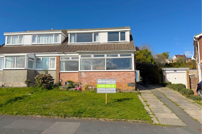 4 bed property, in Rhoshendre, £299,950