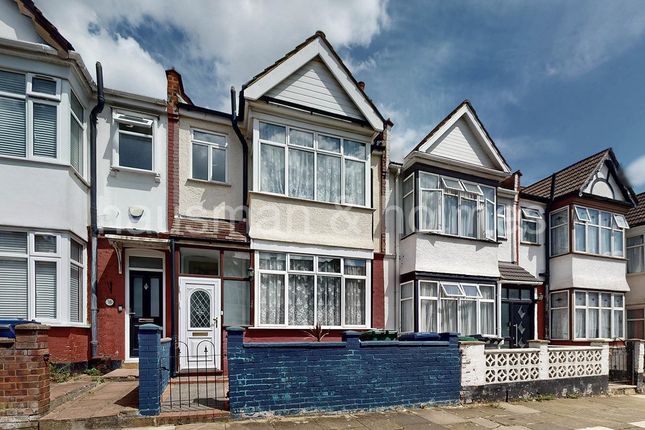 3 bed property, in Dartmouth Road NW4, £600,000