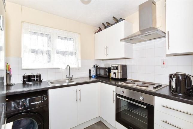 1 bed property, in May Street, £130,000