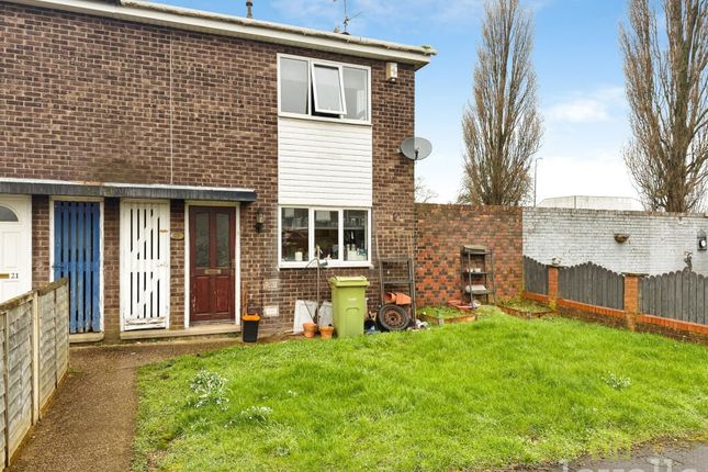 2 bed property, in Grasby Close, £64,000