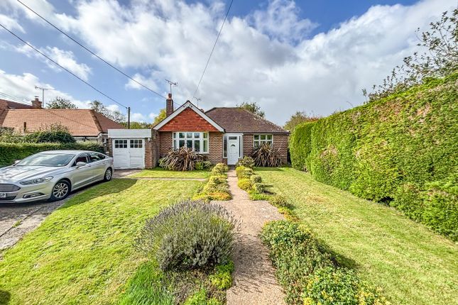 2 bed property, in 128 Hastings Road, £435,000