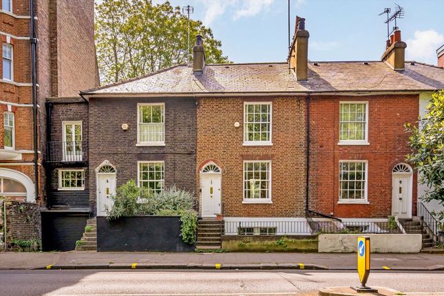 2 bed property, in New Kings Road, £1,100,000