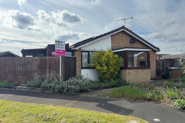 3 bed property, in Rawlins Way, £245,000