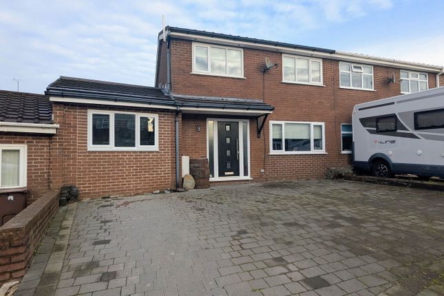 4 bed property, in Denholme, £240,000