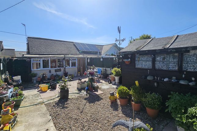 2 bed property, in Upton Towans, £170,000