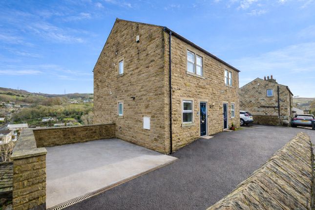 4 bed property, in Maude Lane, £430,000