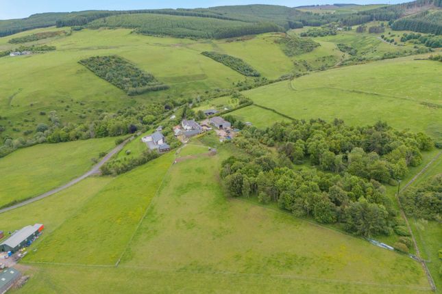 3 bed property, in Quilts Farm, £425,000