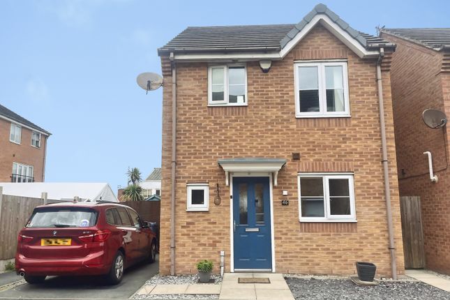 3 bed property, in Mater Close, £190,000