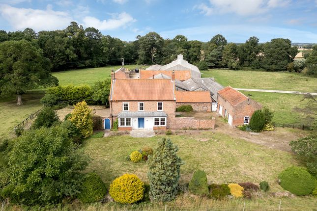 4 bed property, in Gate Helmsley, £1,250,000