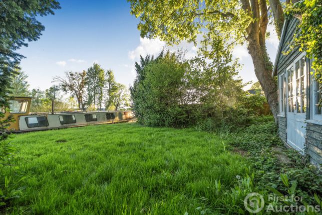 Land, in The Warren, £220,000