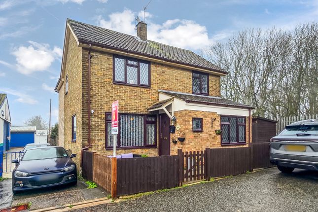 4 bed property, in Cadmore Lane, £525,000