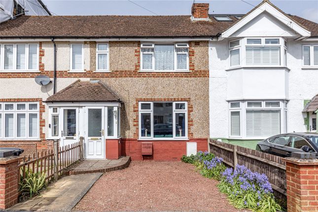 2 bed property, in Hart Road, £435,000