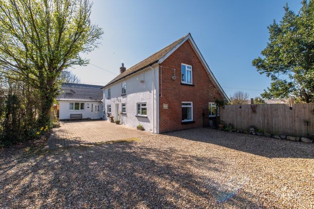 6 bed property, in Sandford, £695,000