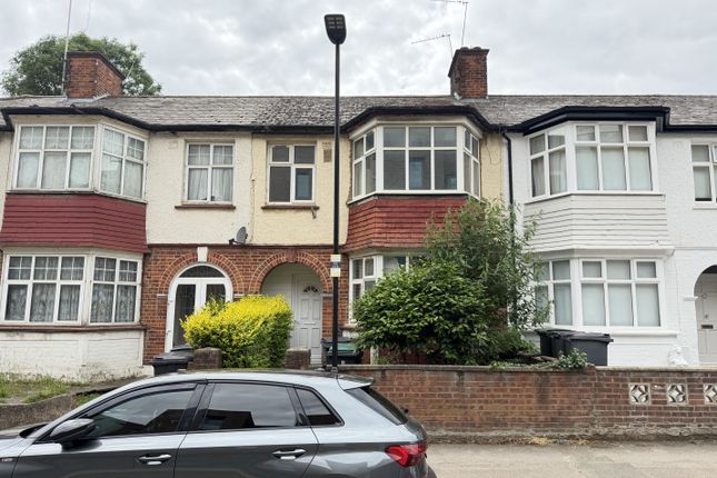 3 bed property, in 69 Stamford Road, £575,000
