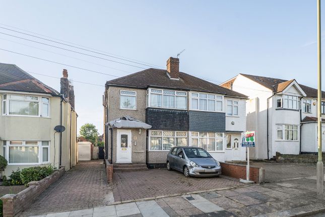 4 bed property, in Wyre Grove, £785,000