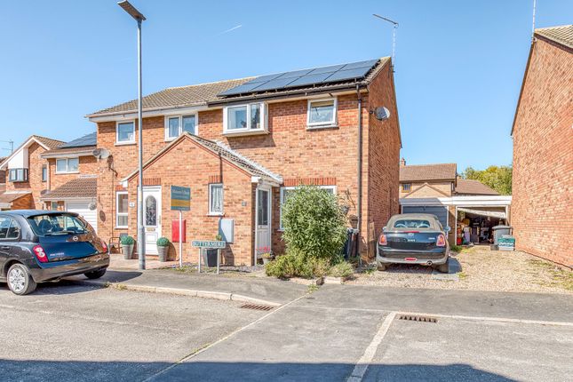 2 bed property, in Buttermere, £220,000