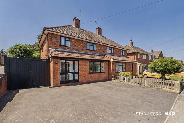 3 bed property, in Kent Road, £260,000
