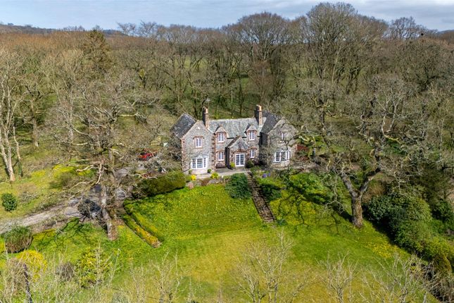 4 bed property, in Isel, £850,000