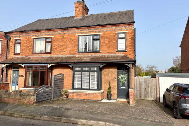 3 bed property, in Petersfield, £299,950