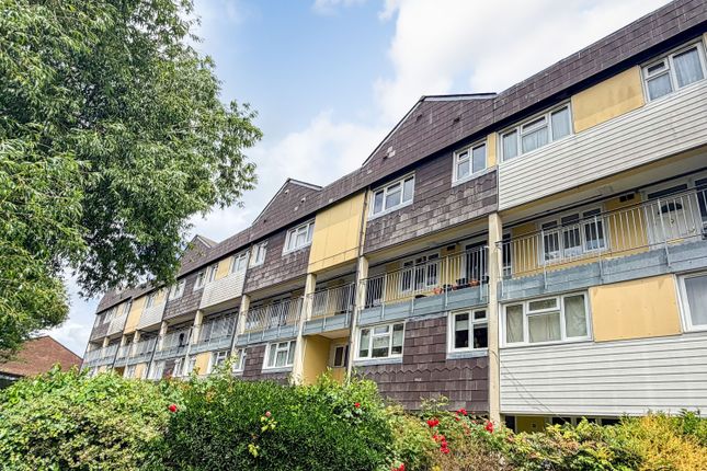 3 bed property, in Bellamy Road, £180,000