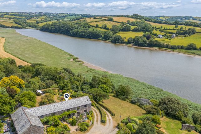 3 bed property, in Halton Quay, £650,000