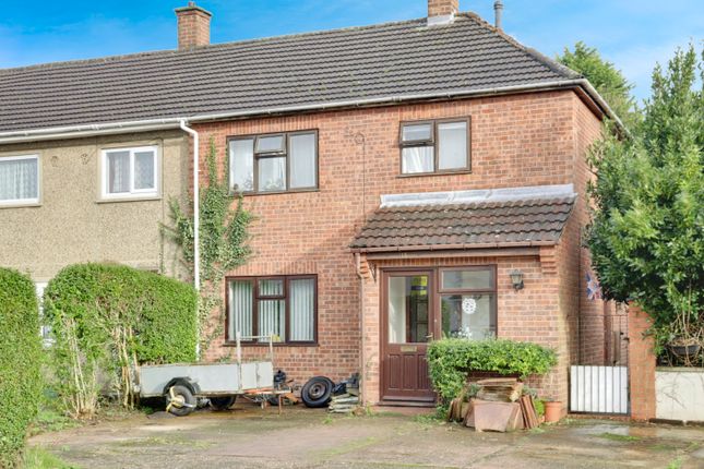 3 bed property, in Churchill Road, £195,000