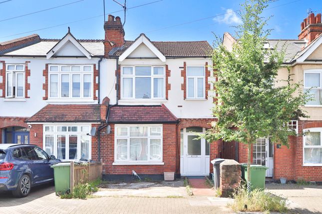 3 bed property, in Beverley Road, £560,000