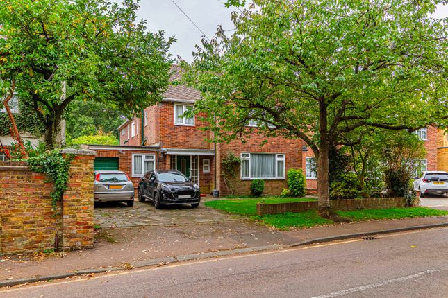 5 bed property, in The Rutts, £1,100,000