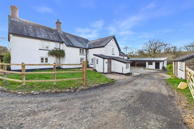 4 bed property, in Hatherleigh, £475,000