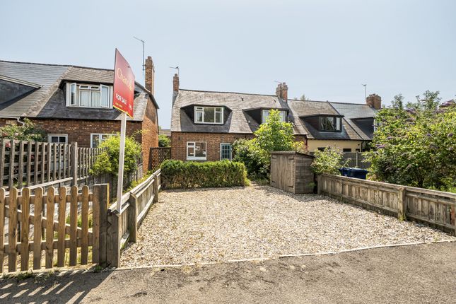 2 bed property, in Cumberland Road, £425,000