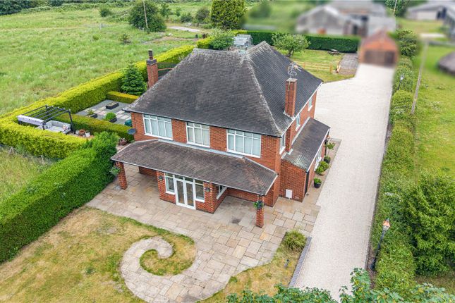 4 bed property, in Mansfield Lane, £550,000