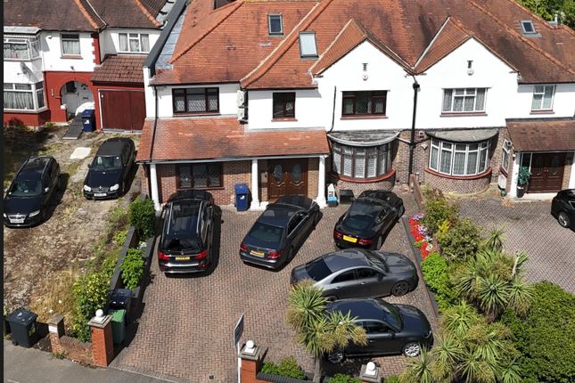 7 bed property, in Norwood Road, £1,795,000