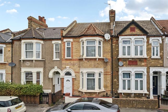 3 bed property, in Leahurst Road, £799,950
